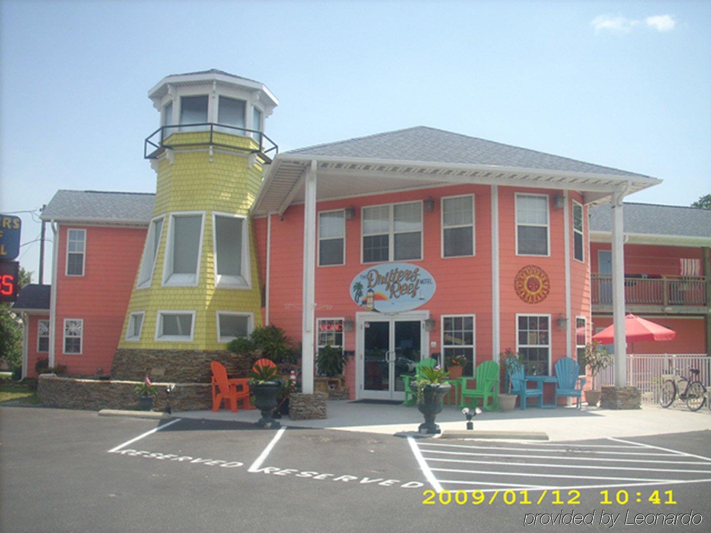 Motel Pirates Cove à Carolina Beach Extérieur photo