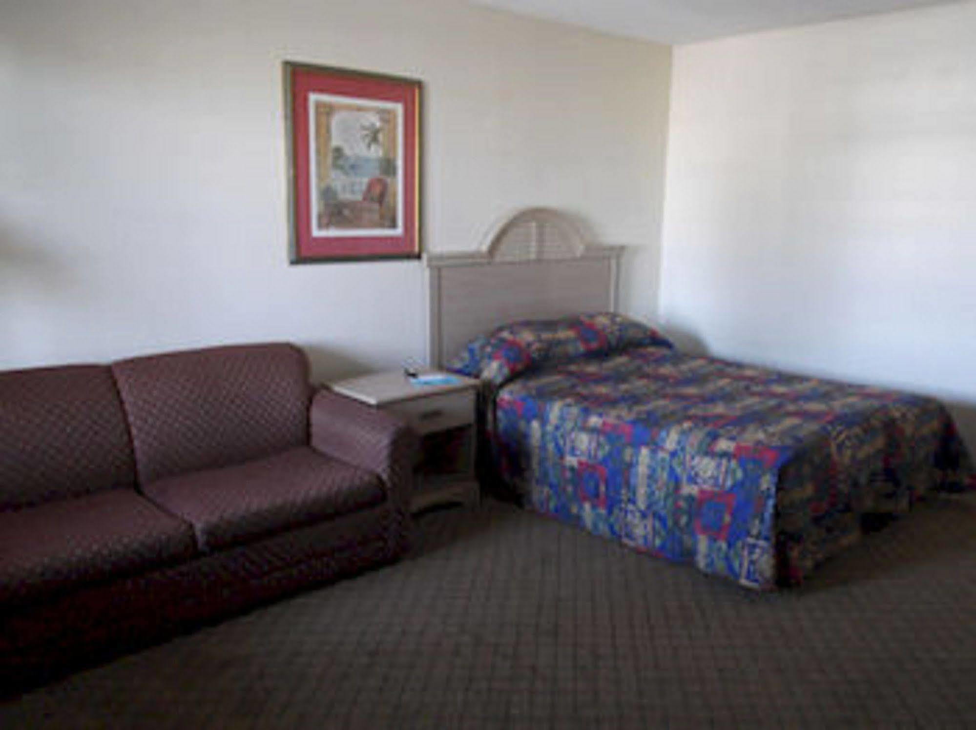 Motel Pirates Cove à Carolina Beach Extérieur photo